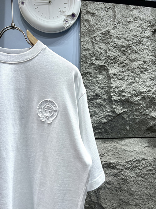 クロムハーツ刺繍文字半袖Tシャツ
