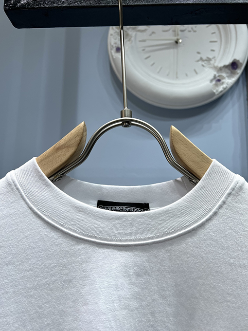 クロムハーツ刺繍文字半袖Tシャツ