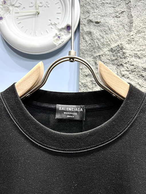 バレンシアガスーパーコピー新しいステッチプリントロゴ半袖Tシャツ