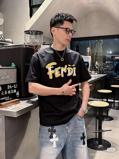 フェンディ新しいプリント半袖Tシャツ