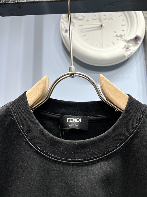 フェンディ新しいプリント半袖Tシャツ