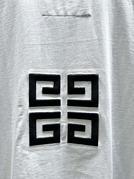 ジバンシイアルファベット半袖Tシャツ