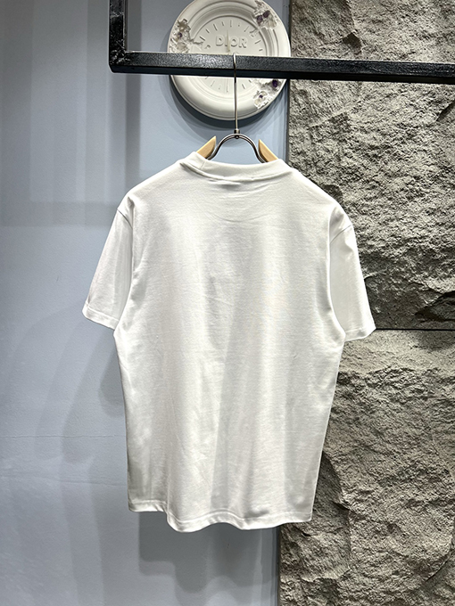グッチスーパーコピー新しいアルファベットプリント半袖Tシャツ