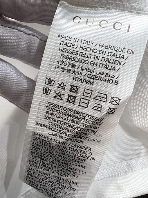 グッチスーパーコピー新しいアルファベットプリント半袖Tシャツ