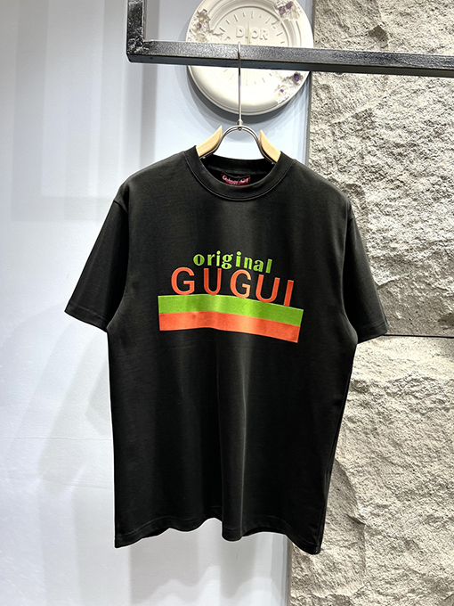 グッチスーパーコピー新しいアルファベットプリント半袖Tシャツ