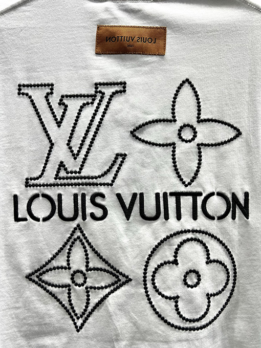ルイヴィトンクラシックロゴ半袖Tシャツ