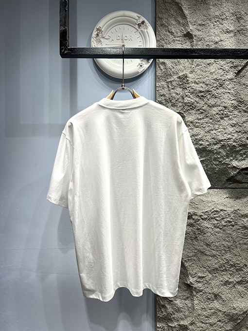 バレンシアガ新しいパール文字ロゴ半袖Tシャツ