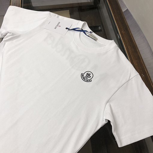 モンクレールカジュアル半袖Tシャツ
