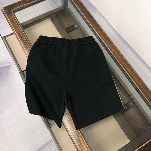 バーバリー新しいロゴシリーズパンツ
