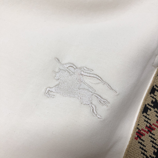 バーバリー新しいロゴシリーズパンツ