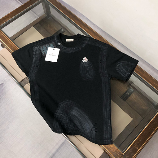 モンクレールクルーネック半袖Tシャツ