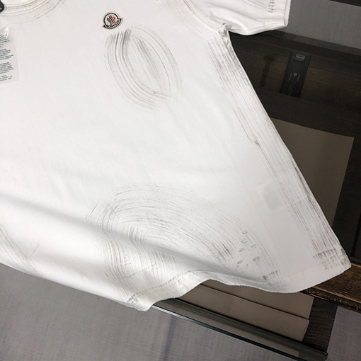 モンクレールクルーネック半袖Tシャツ