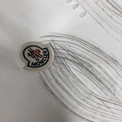 モンクレール新しい水洗いラウンドネック半袖Tシャツ