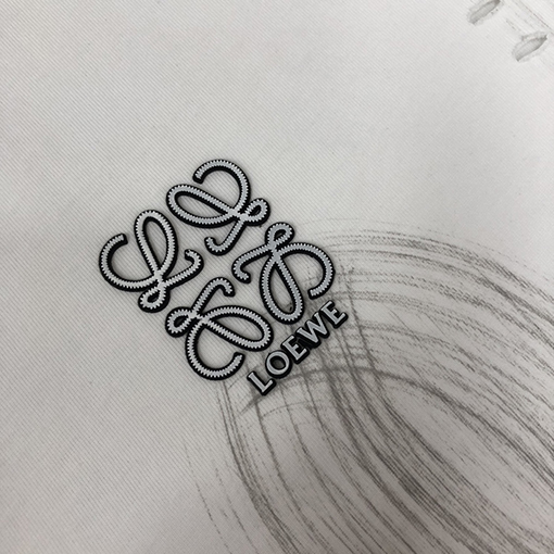 ロエベコピークルーネック半袖Tシャツ