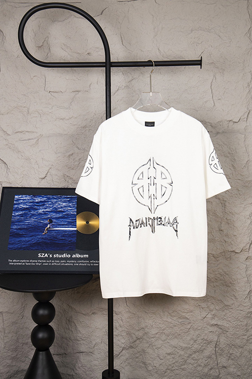 バレンシアガ反転パターン破裂プリントロゴ半袖Tシャツ