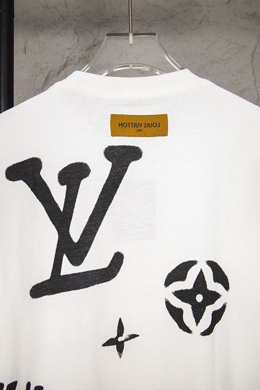 ルイヴィトンアルファベットロゴ落書き半袖Tシャツ