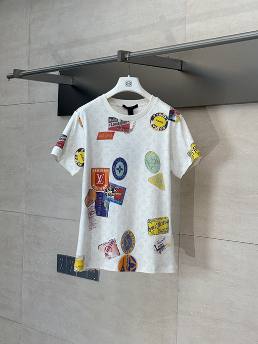 ルイヴィトンレディースプリントバッジチェーン半袖Tシャツ