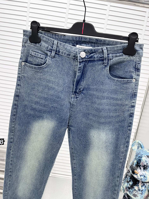 トムブラウン新しい薄いジーンズ