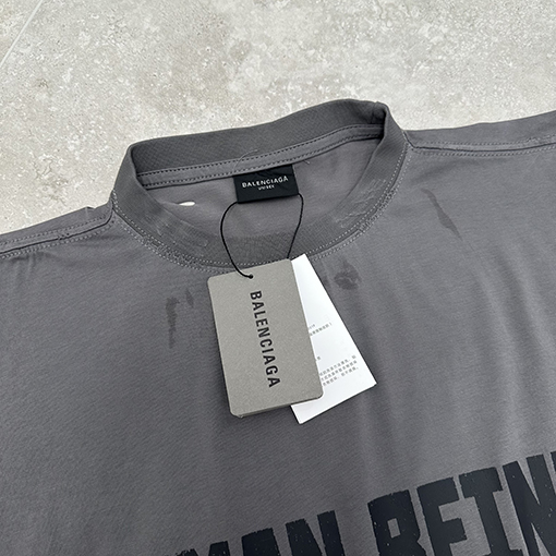 バレンシアガコピーHUMANプリント半袖Tシャツ