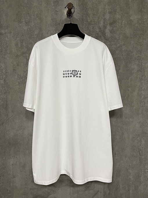 マルタンマルジェラ25ss新しいカレンダー透かし文字プリント半袖Tシャツ