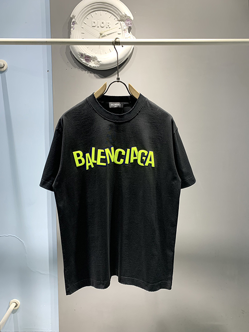 バレンシアガコピー新しい立体夜光発泡Tシャツ