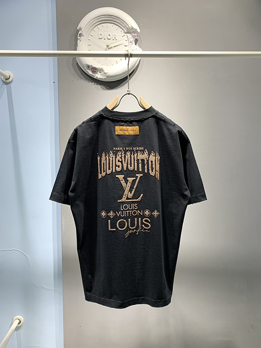 ルイヴィトンロゴフォームTシャツ