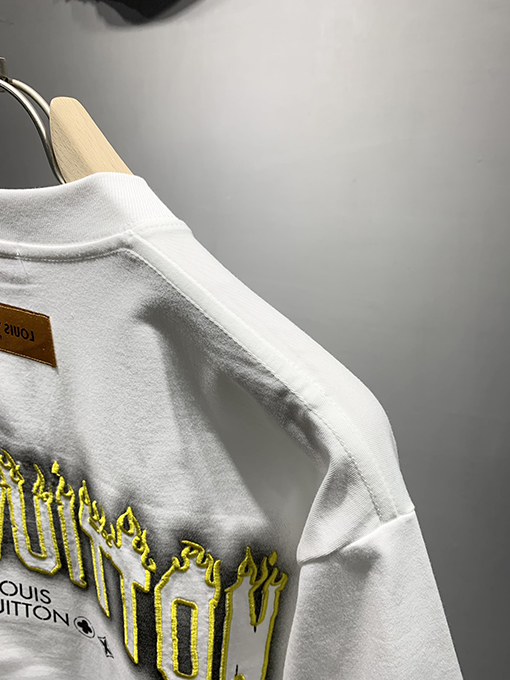 ルイヴィトン新しいインクジェット刺繍Tシャツ