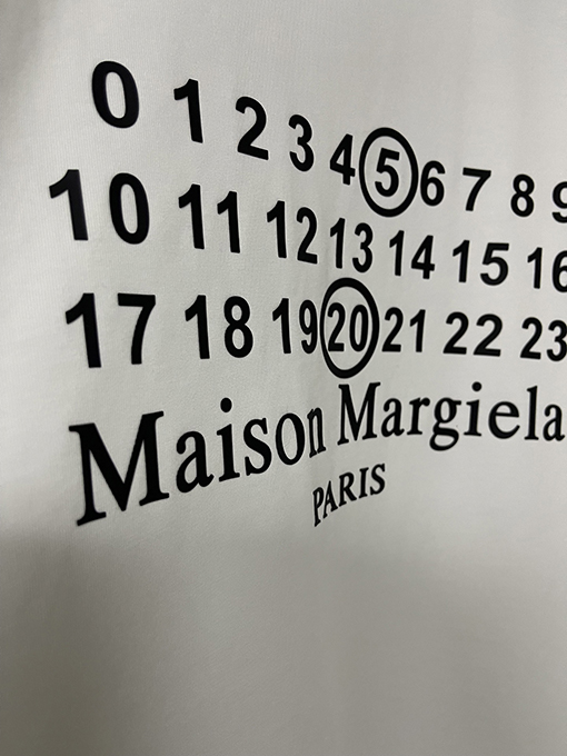 マルタンマルジェラスーパーコピークラシック520アルファベットロゴプリント半袖Tシャツ