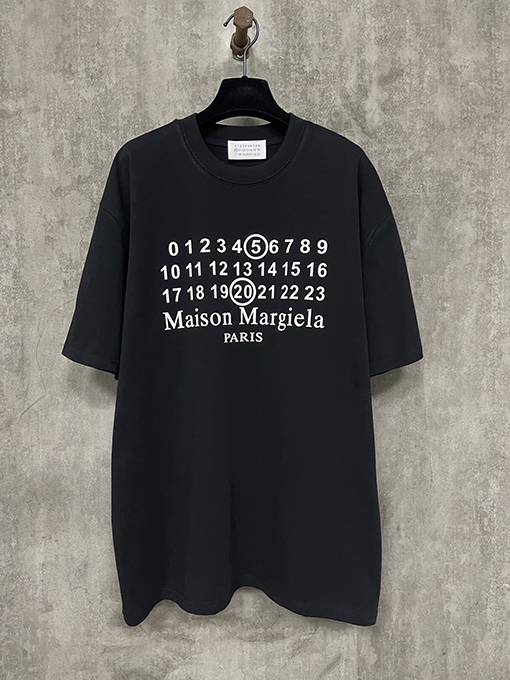 マルタンマルジェラスーパーコピークラシック520アルファベットロゴプリント半袖Tシャツ