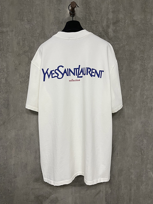 サンローランスーパーコピークラシックなロゴプリントの重い半袖Tシャツ