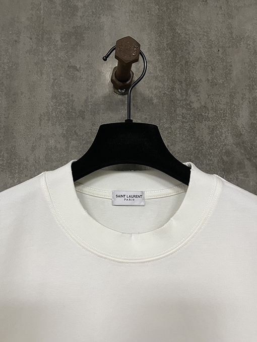 サンローランスーパーコピークラシックなロゴプリントの重い半袖Tシャツ