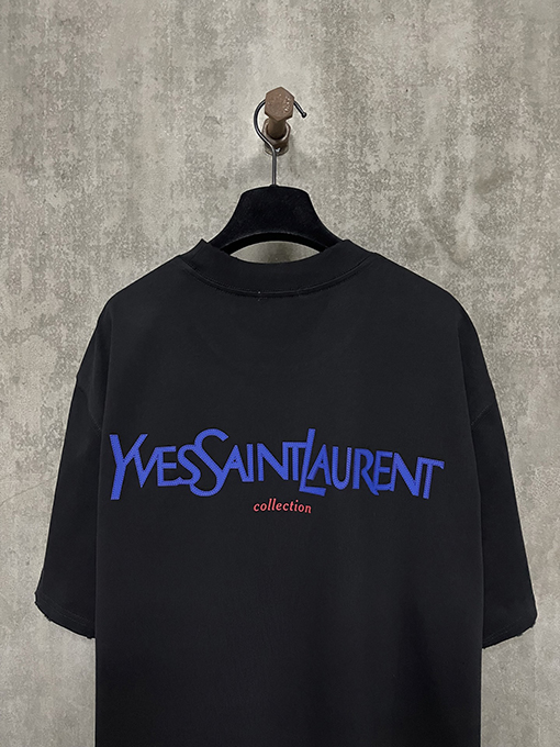 サンローランスーパーコピークラシックなロゴプリントの重い半袖Tシャツ
