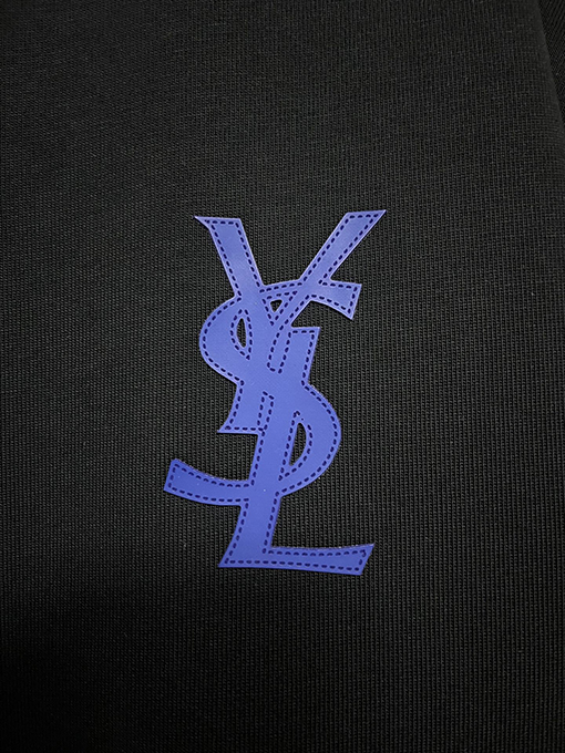 サンローランスーパーコピークラシックなロゴプリントの重い半袖Tシャツ