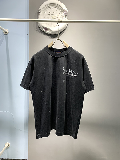 ルイヴィトン2025ssの手描きインクTシャツ