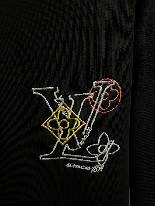 ルイヴィトン25SSカラフルな文字刺繍半袖Tシャツ