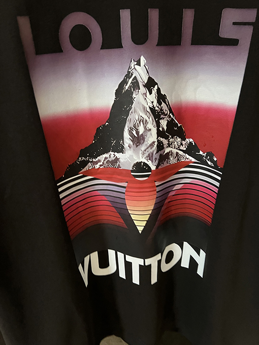 ルイヴィトン雪山高山ネオン半袖シャツ