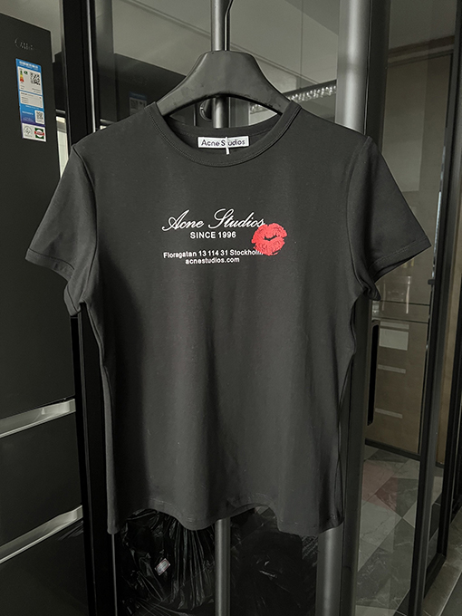 アクネストゥディオズリッププリントロゴプリントカジュアル半袖Tシャツ