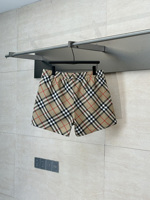 バーバリークラシックな斜めチェックカジュアルビーチショーツ