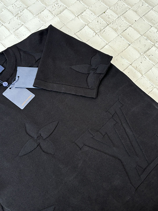ルイヴィトンスーパーコピー黒い花のラウンドネックニット半袖Tシャツ