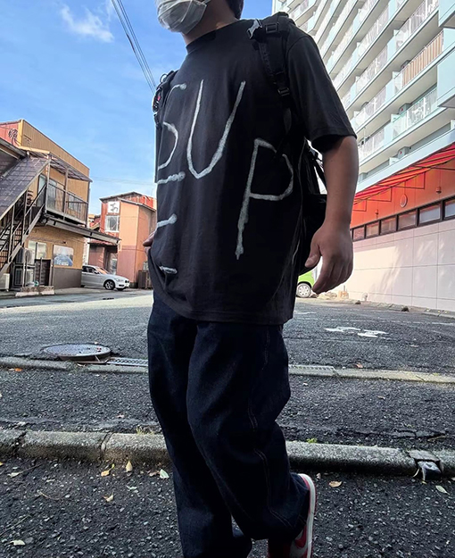 シュプリームコピーSUPREME SS25 PAINTED TEE カラフルなプリントロゴ半袖シャツ