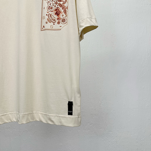 フェンディポケットプリント半袖Tシャツ