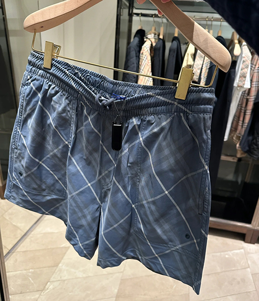 バーバリーBBRチェックビーチショーツ