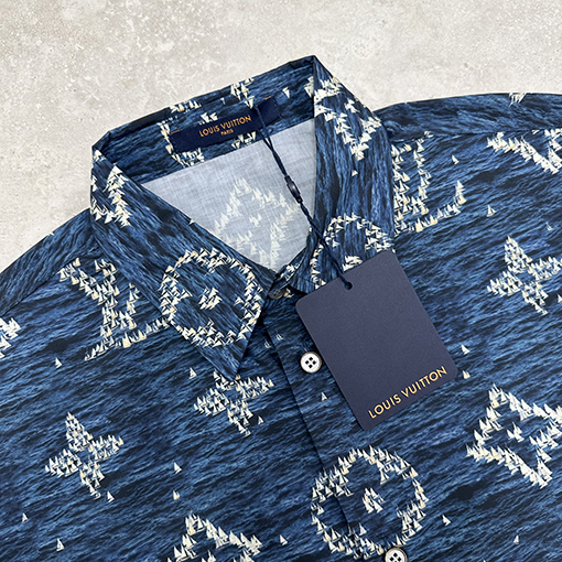 ルイヴィトンスーパーコピーモノグラムプリント半袖シャツ