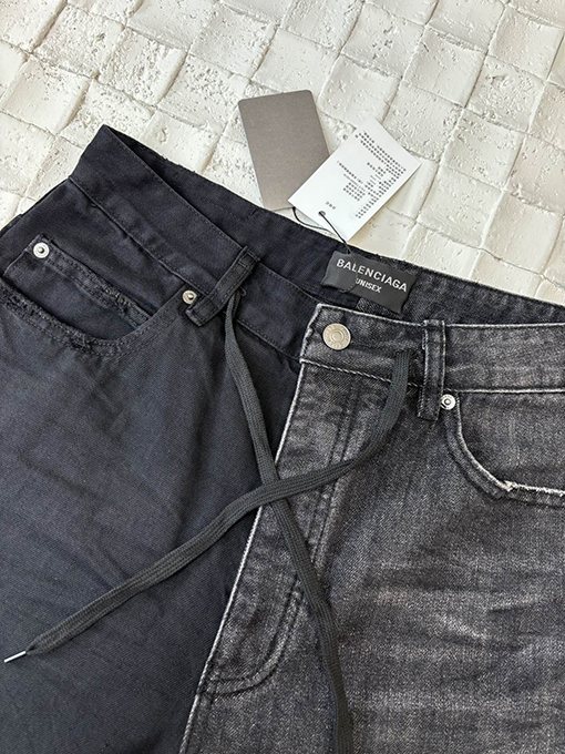 バレンシアガ25Ssショーの異色のステッチジーンズ