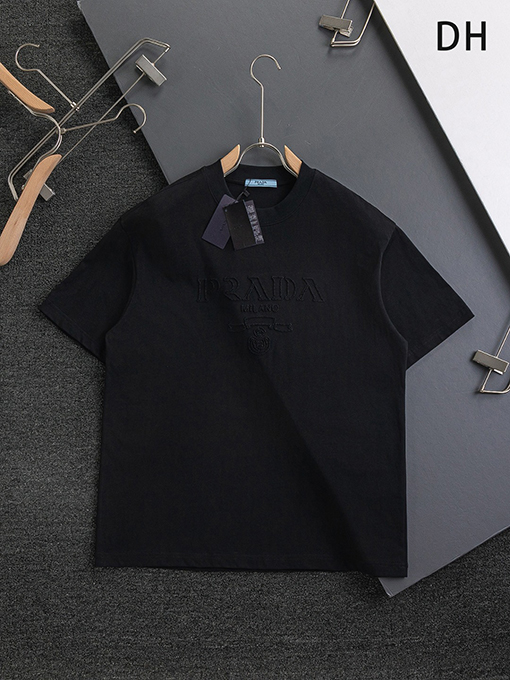 プラダ胸に空いた文字トーテム刺繍半袖Tシャツ