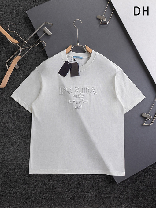 プラダ胸に空いた文字トーテム刺繍半袖Tシャツ