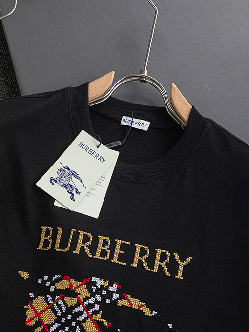 バーバリースーパーコピーロゴ刺繍半袖Tシャツ