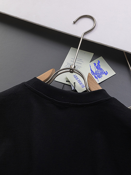 バーバリースーパーコピーロゴ刺繍半袖Tシャツ
