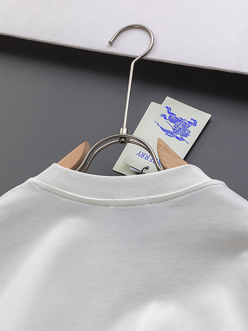 バーバリースーパーコピーロゴ刺繍半袖Tシャツ