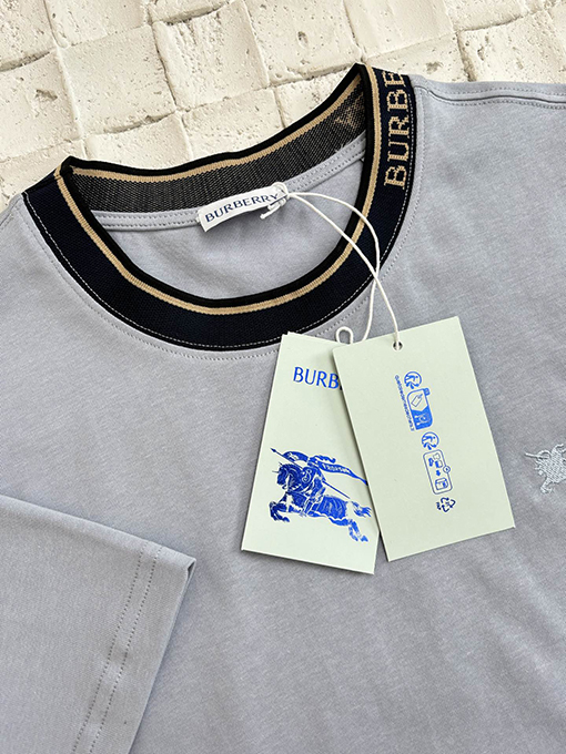 バーバリー新しい襟の衝突色の半袖Tシャツ